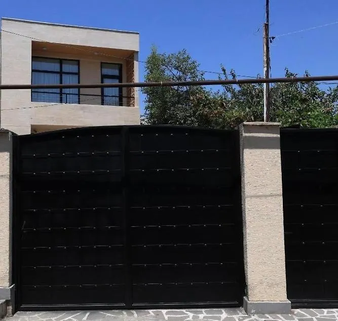 ティビリシ Modern 3-Story Private Houseヴィラ