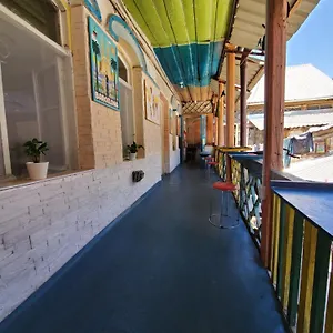 Auberge de jeunesse El, Tbilissi